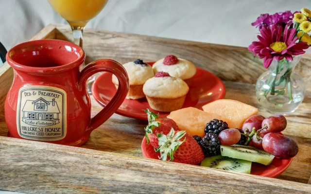 Hillcrest House Bed & Breakfast