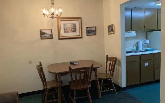 Oak Square Rentals