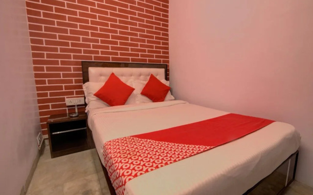 Ashu Bini Hospitality Gokul Dham Film City By OYO Rooms