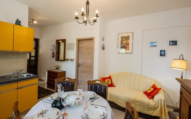 Apartments Bagic