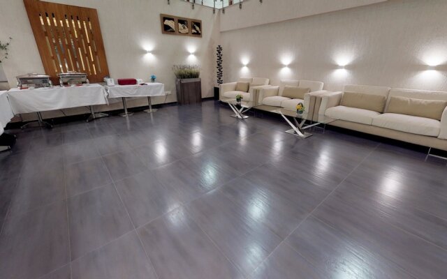 37th Crescent Boutique Suites