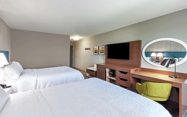 Hampton Inn Gardner Conference  Center