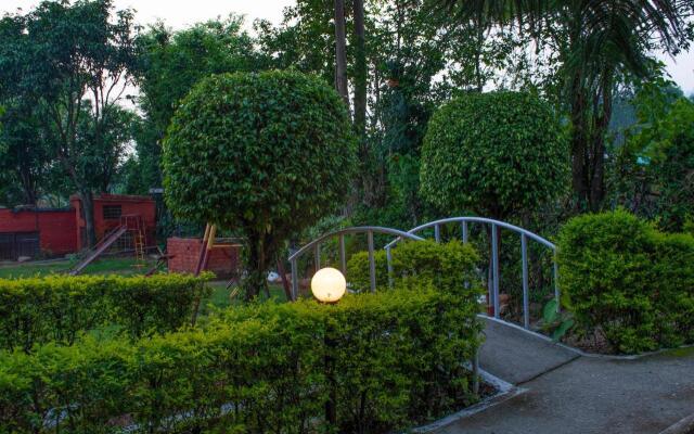Bento Corbett Woods Resort
