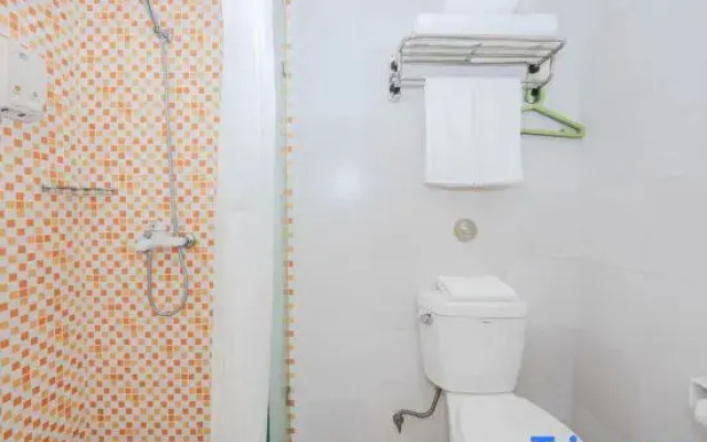 Home Inn (Xuefu Road Subway Station Branch, Nanbu Business District, Ningbo)