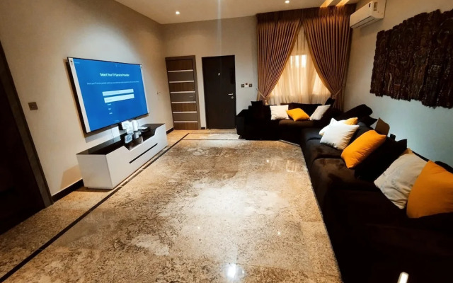 Exclusive Sweet Green Rendezvous Hotel