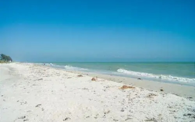 Sandpiper Beach #405