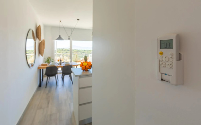 Views, Terrace & Pool - Fibre WIFI - SimplyTarifa