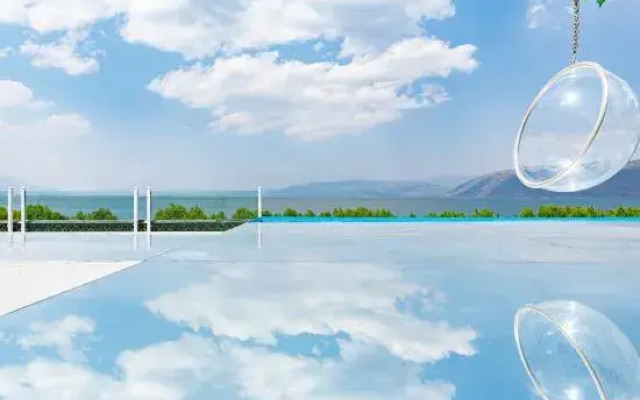 Dali Tingfengzhe Seascape Hotel