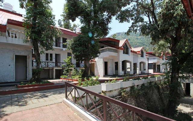 Surbee Resorts