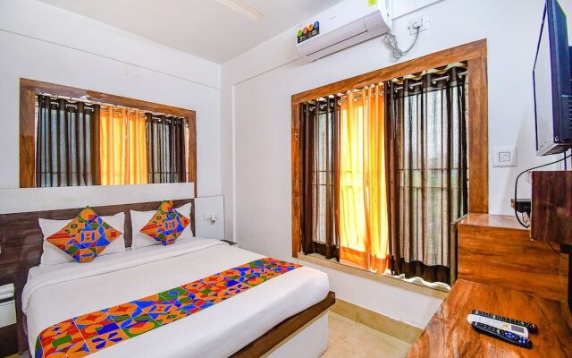 Fabhotel New Dream Palace