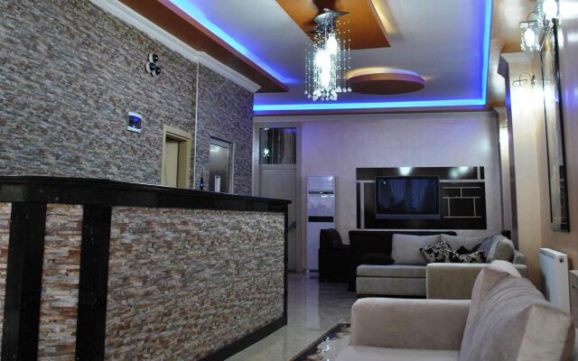 Diamond Suite & Residence