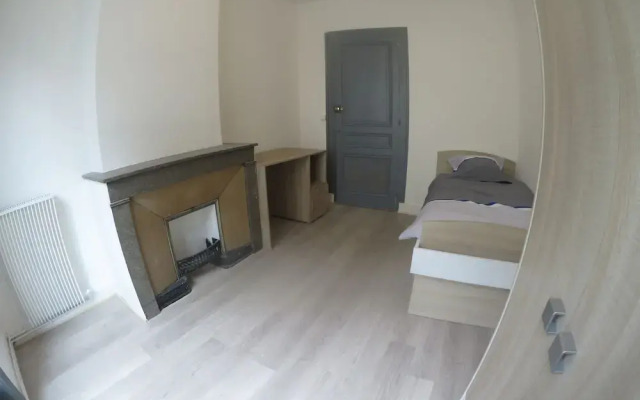 Appartement Rue Beaubrun City Room