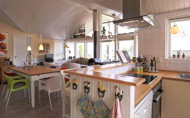 6 Person Holiday Home in Jaegerspris-by Traum