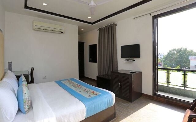 OYO Flagship 746 Bhikaji Cama Place