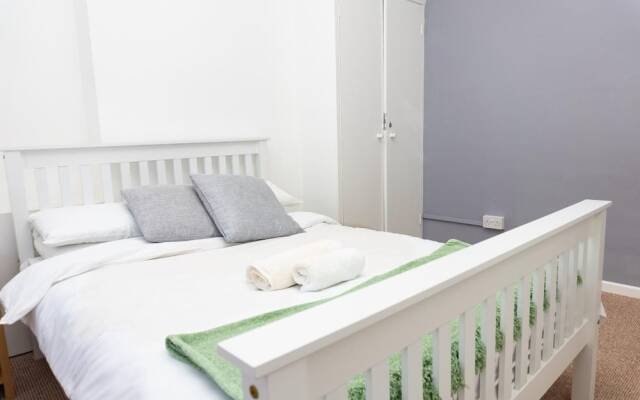 Karah Suites Alfred Street