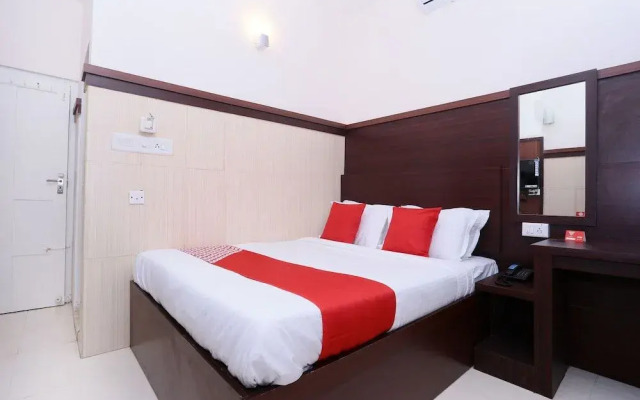 Oyo 40141 Ascot Hotel