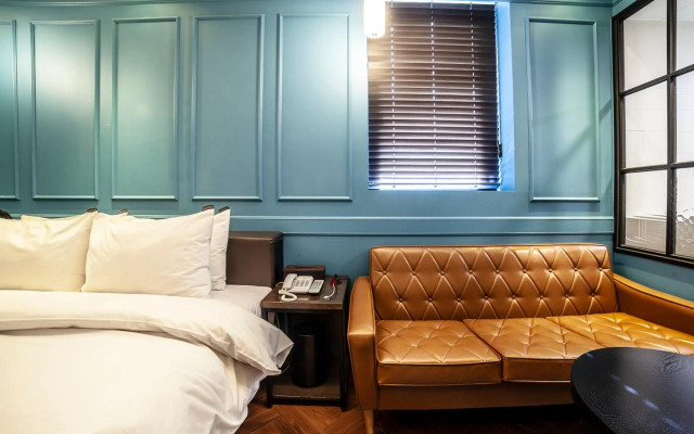 Hotel Stay 53