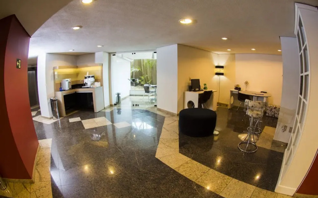 Lagoa Serena Flat Hotel