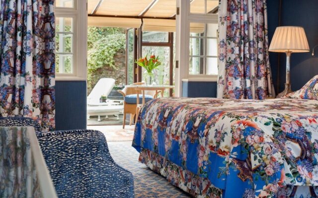 Summer Lodge Country House Hotel