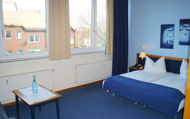 H24 Hoteltow