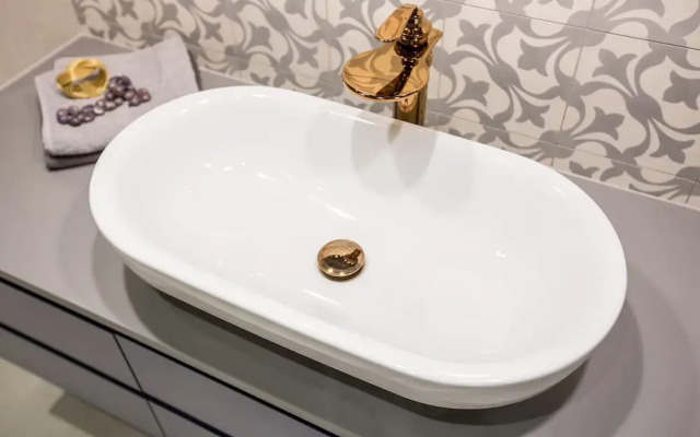 Cadena Gallery Apartments