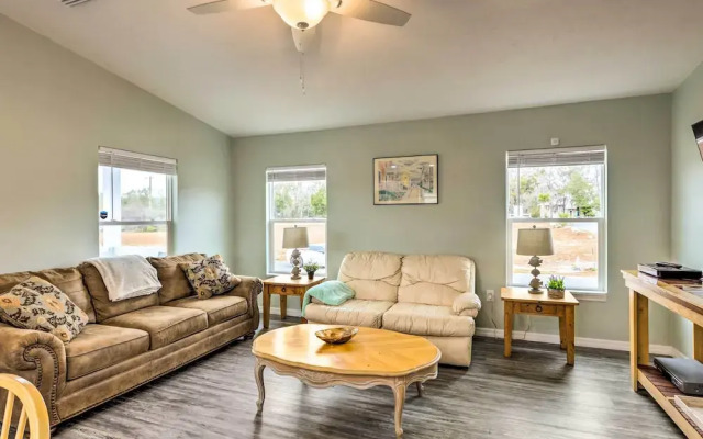 Family-friendly Home, Walk to Steinhatchee River!