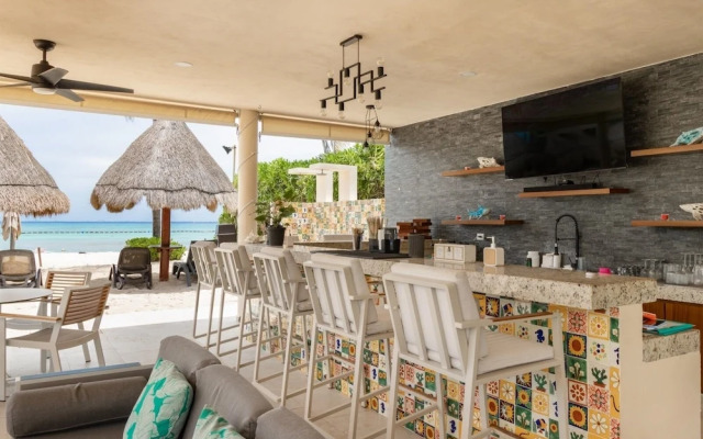 Elements Garden House 6 2 Bedroom Condo by RedAwning