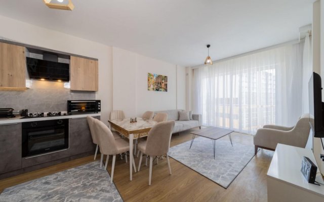 Remarkable Flat With Shared Pool in Kepez