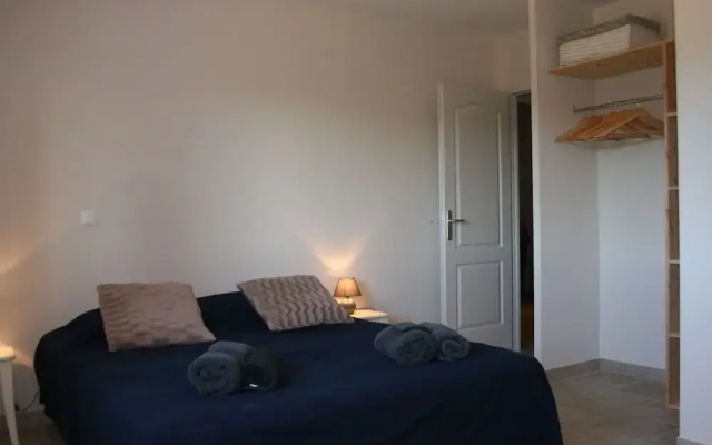 Quaint Holiday Home in Le Plan-de-la-Tour with Pool