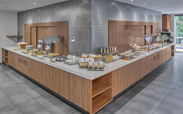 City Express Plus by Marriott Ciudad de México Santa Fe