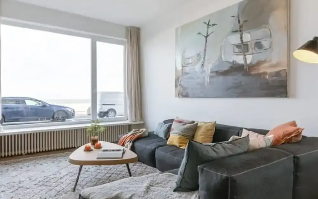 Apartment With Seaview
