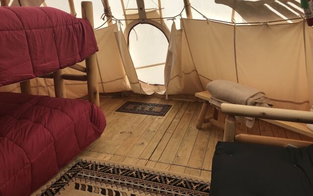 Boulder Creek Lodge - Campsite