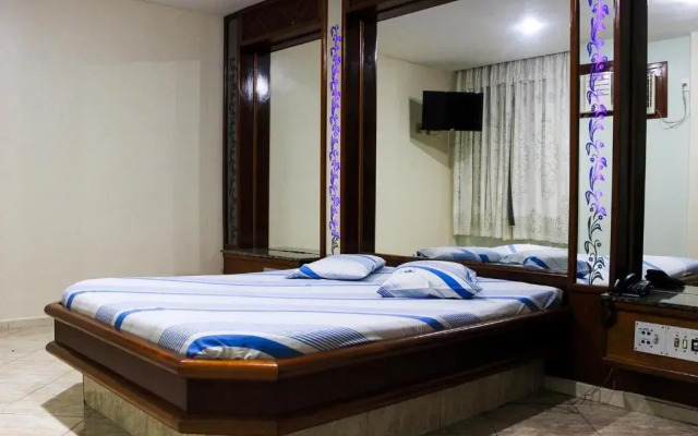 Station Hotel (Adults Only)