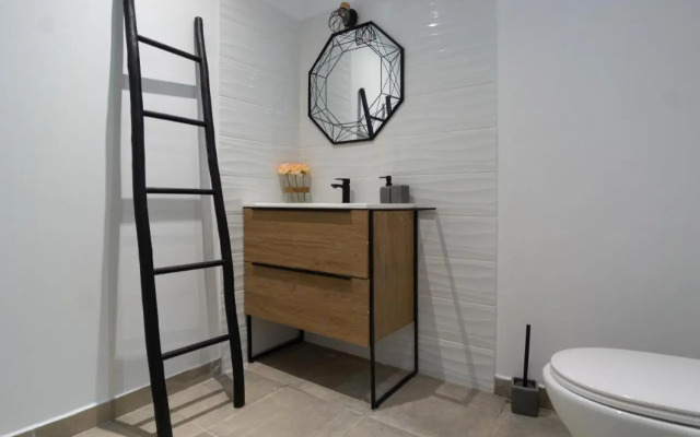 Résidence ZEN & CALM immense HAUT DE VILLA F4 avec piscine