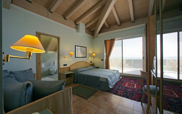 Hotel Universo