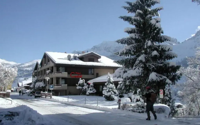 Hotel Crystal