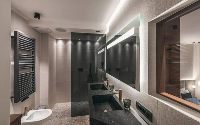 Apartment 901