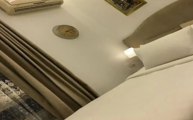 Paris Hostel