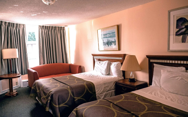 Knights Inn Burlington, ON