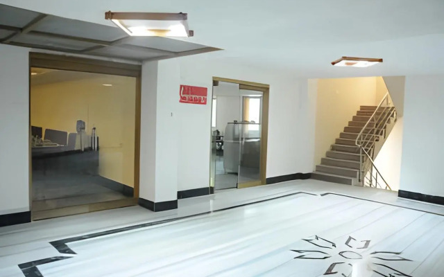 Hotel Rajadhane
