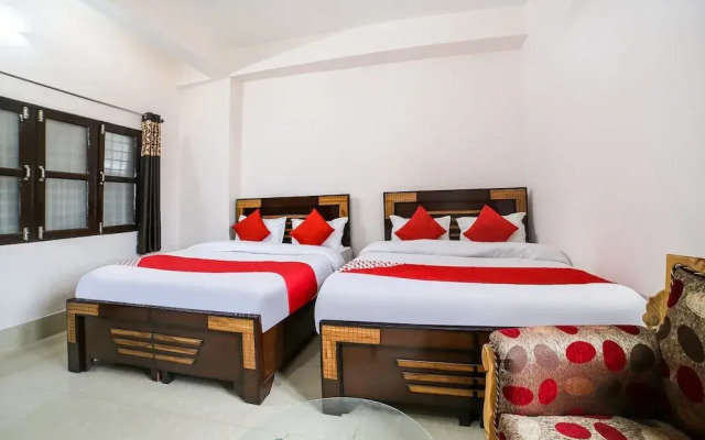 OYO 37914 Hotel Kalindi