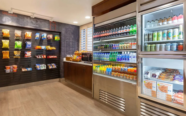 Doubletree by Hilton Campbell - Pruneyard Plaza