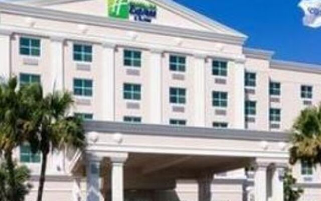 Holiday Inn Express Miami Kendall