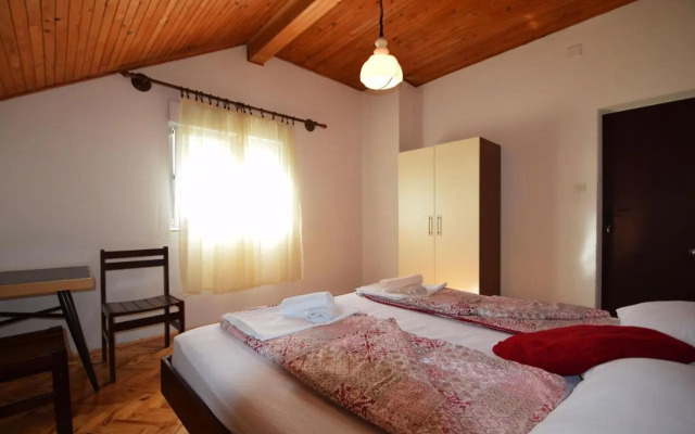 Apartment Škeva