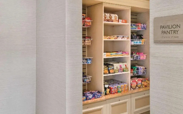 Hilton Garden Inn Lakewood