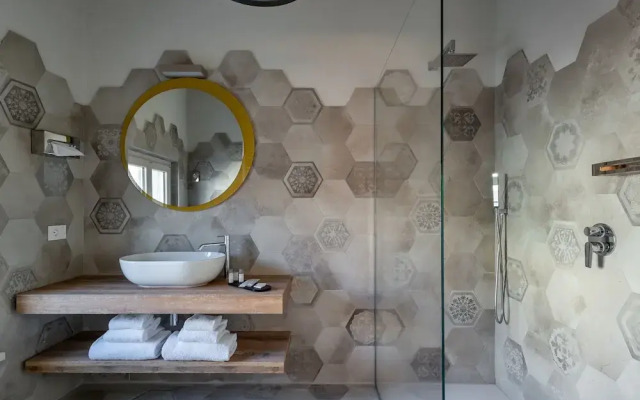 Ca' Uberti Home Boutique , Mantegna Hotels