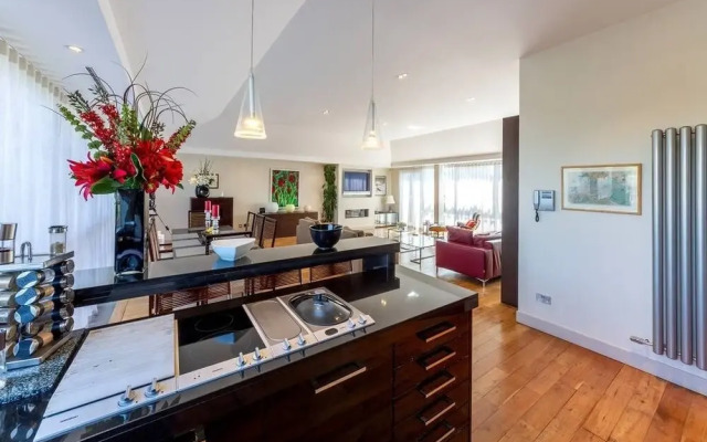 Skyview Penthouse - New Town