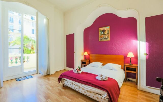 Via Italia AP1054 by Riviera Holiday Homes