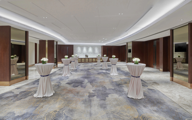 Crowne Plaza Zhuhai City Center by IHG