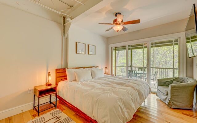 Falcons Nest by Escape to Blue Ridge